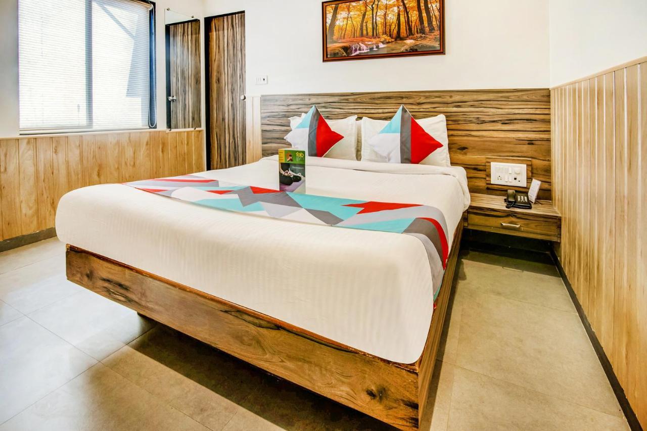 Fabexpress Terminus Square Hotel Bombay Esterno foto