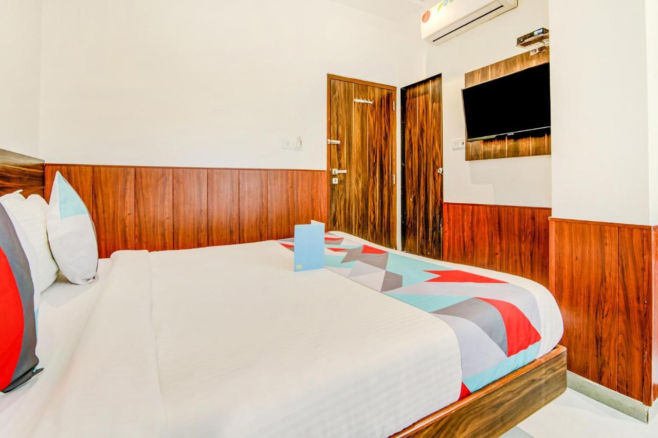 Fabexpress Terminus Square Hotel Bombay Esterno foto